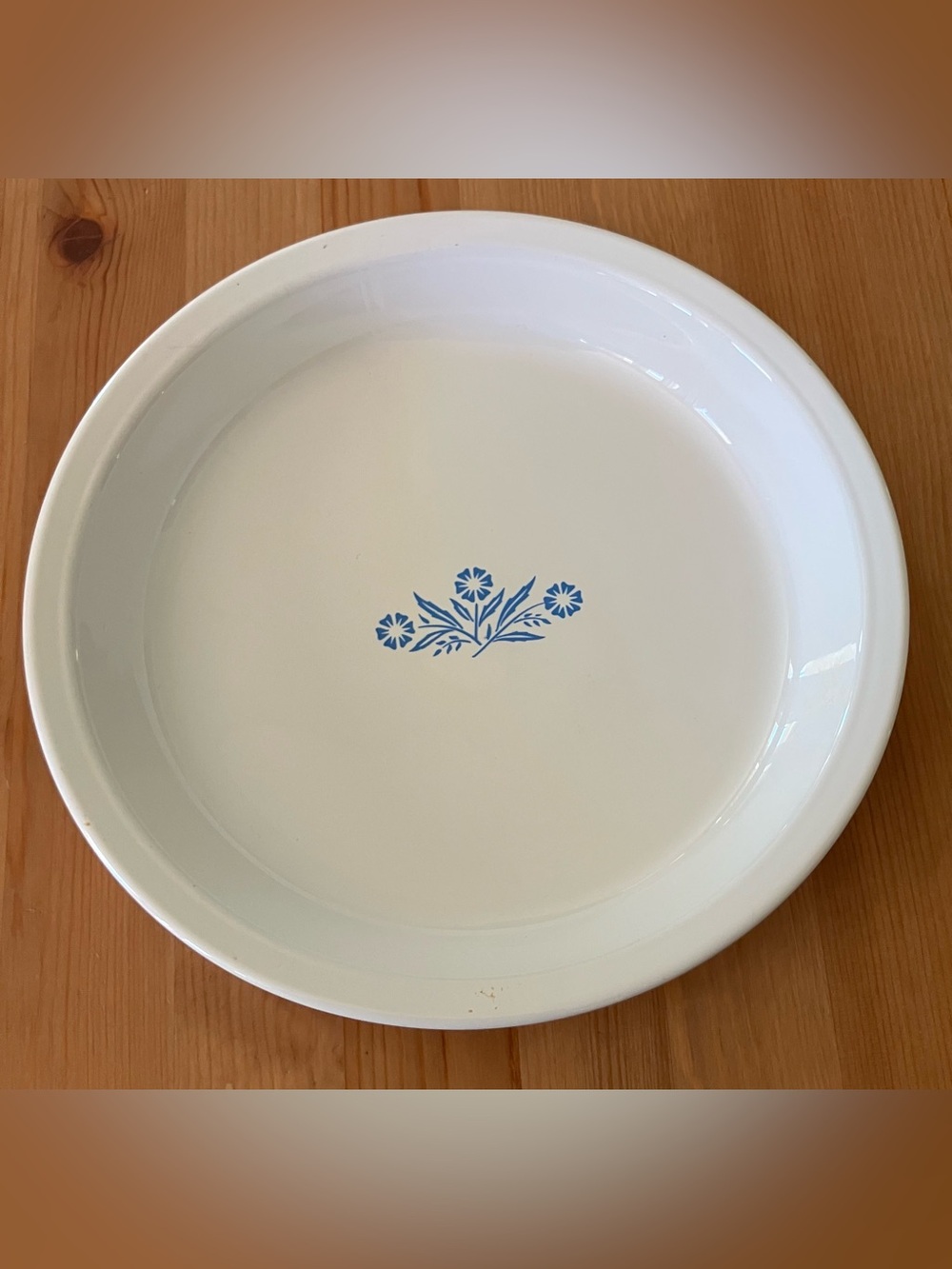 GUC Corningware White Pie plate Cornflower Blue 9” Vintage